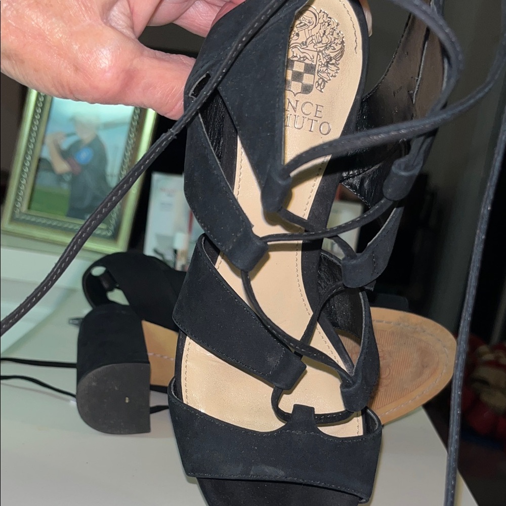 Vince Camuto Chic Black Strappy Block 4’ Heels Size 8 - Picture 9 of 13